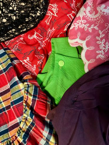 great vintage skirts and dresses arrived today. fun prints and solids