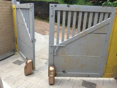 Roller type swing gate motor in kollam