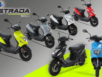 Group of Italica Strada scooters