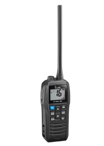 Radio comunicador portátil negro con antena larga.