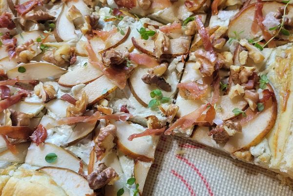 Pear and Gorgonzola Tartlet