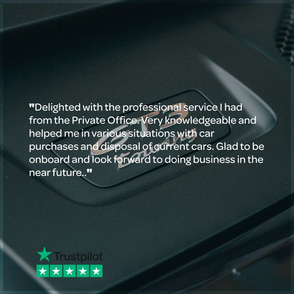 Positive Trustpilot review praising professional car service and expertise.