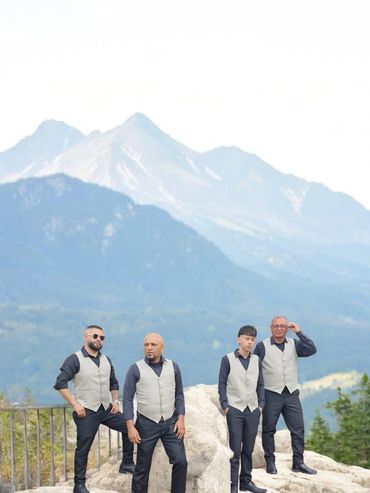 ✨ “Serenata de cuerdas para mamá en el Día de la Madre Bogotá ❤️🎶. Regala una serenata cuerda