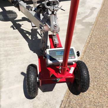 Weighing a tow ball weight