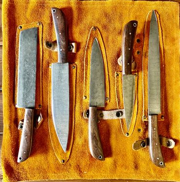 Damascus Knives