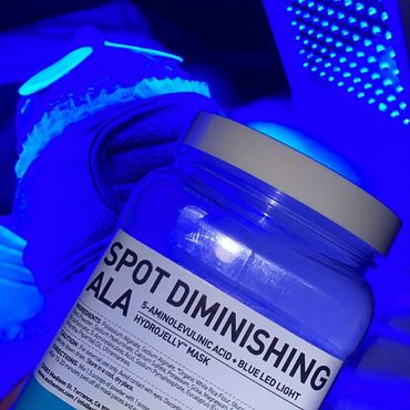 Customized Facial w/ Blue LED add on + Hydro jelly Mask add on