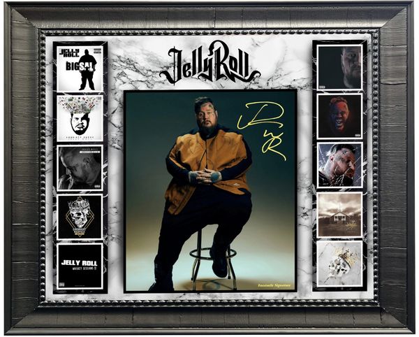 Call Auction In a Box for silent auction memorabilia. Fundraise better.