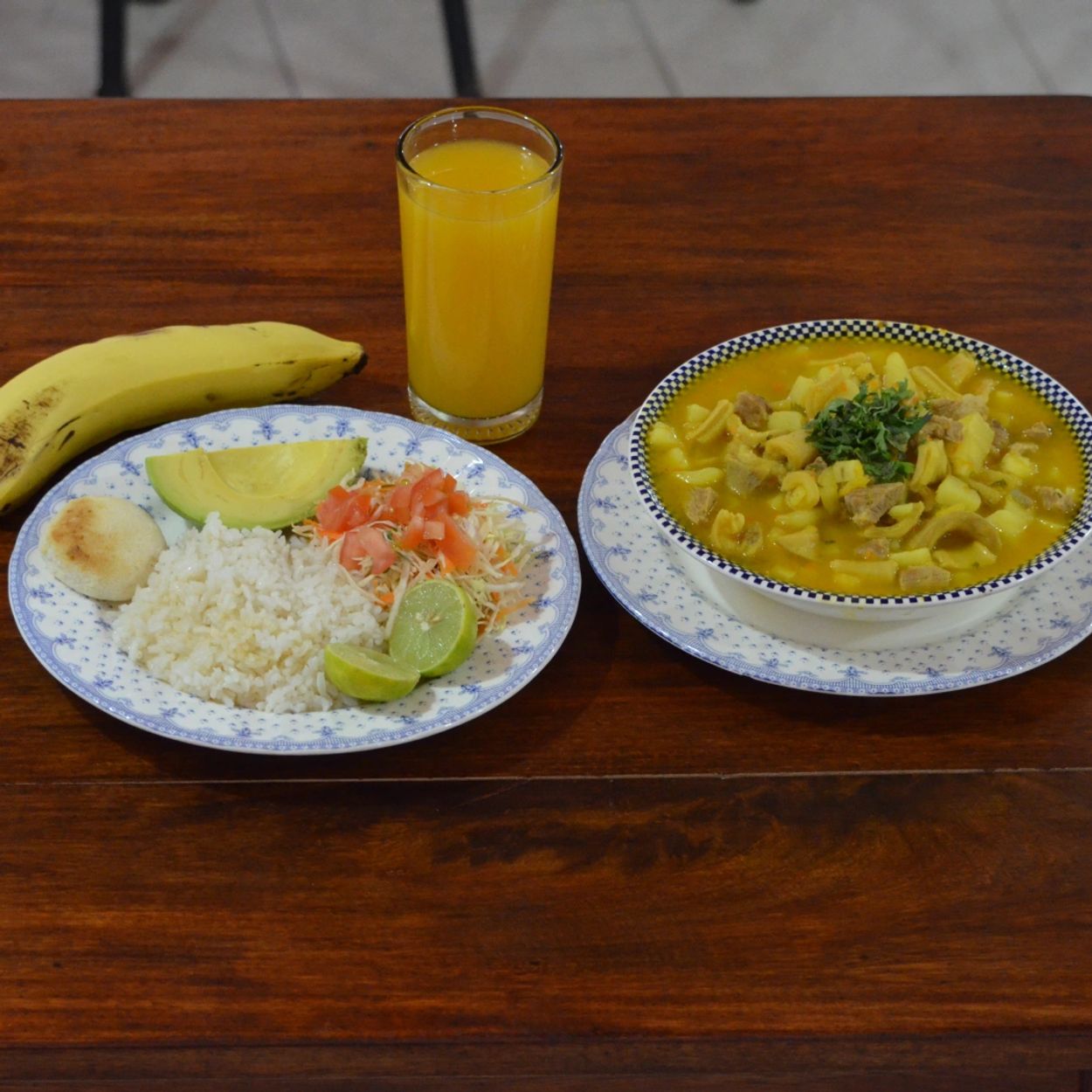 Mondongo Completo donde chucho. El mejor mondongo que te puedes comer en la ciudad de Medellín.