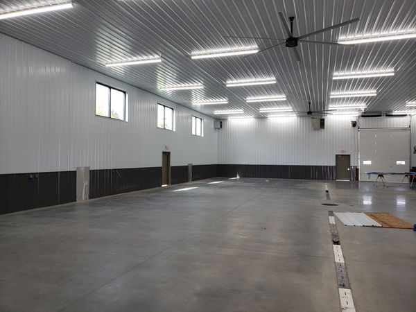 Summit Auto Fond du Lac, Wisconsin
Interior wall panels and ceiling panels. Corrugated sheet metal