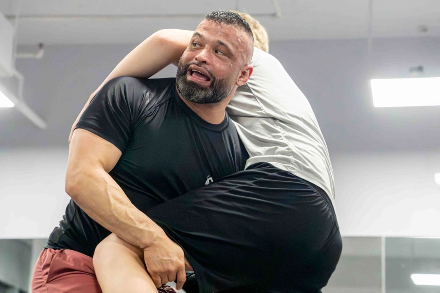 Professional MMA fighter Cesar Bonilla teaching at the north york location