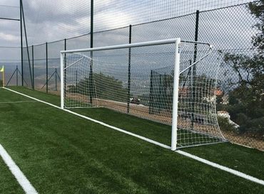 Portería fabricada según normativa de seguridad vigente UNE EN 748: 2013 (Equipos de campos de juego