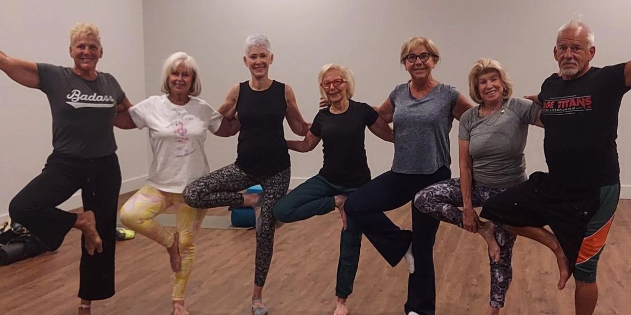 We offer customized, private yoga sessions for athletic teams, wedding parties, birthdays, corporate