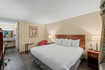 Accessible guest room at Northwest Inn in Woodward, Oklahoma