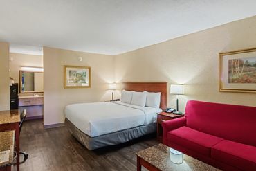 Northwest Inn guest room in Woodward, Oklahoma