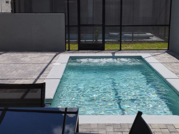Windsor Cay prívate pool