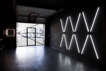 East London Fully Equipped Blackout Studio for Drive-In Shoots & Music Videos