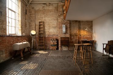 Industrial Studio- Espero Studio