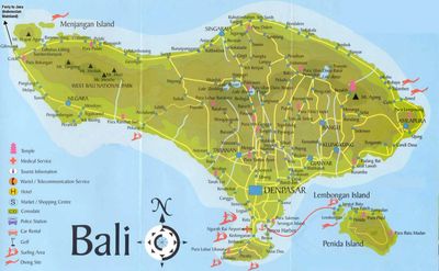 Detailed map of Bali showing key towns, roads, and nearby islands like Nusa Lembongan.