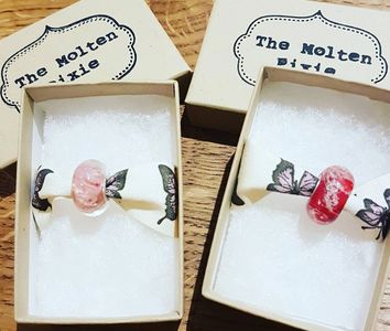 Glass ashes charm beads in pink and red  cremation memorial keepsake themoltenpixie 