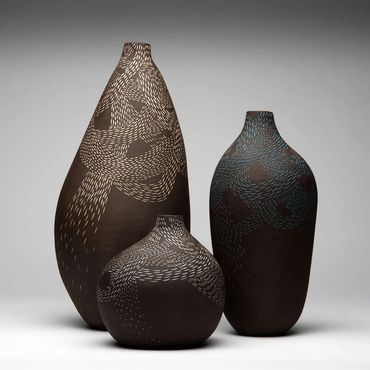 Talia Silva
Untethering
Stoneware
30 x 26 x 20 cm