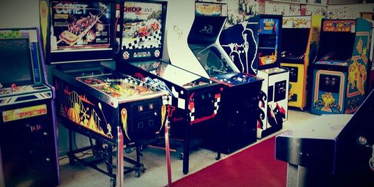 Futuretronics Pinball and Arcade.