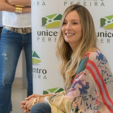 Claudia Bahamon - Celebridad en unicentro pereira