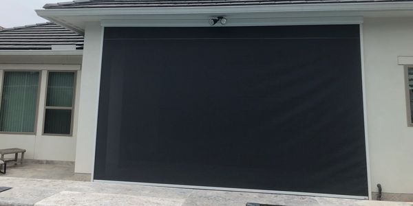 White hood box Progressive screen Phantom screen solar mesh motorized patio shade screen enclosure