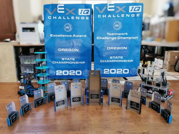 Oregon VEX VIQC Robotics Dracobots 16688B 16688C