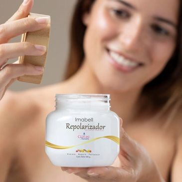 Mujer con Repolarizador Gotas Azules