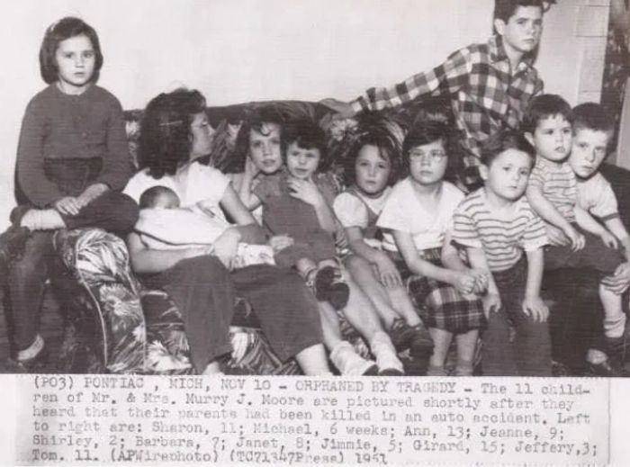 Children
Sharon 10, Ann 13, Michael 6 weeks,
Jeanne 9, Shirley 2, Barbara 7, Janet 8,
Jimmy 5 Jeff