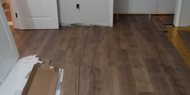 Laminate Flooring vs. Hardwood