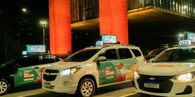 midia DOOH em circuito de paineis de led checkin , emabarque, desembarque aeroportos das 27 capitais