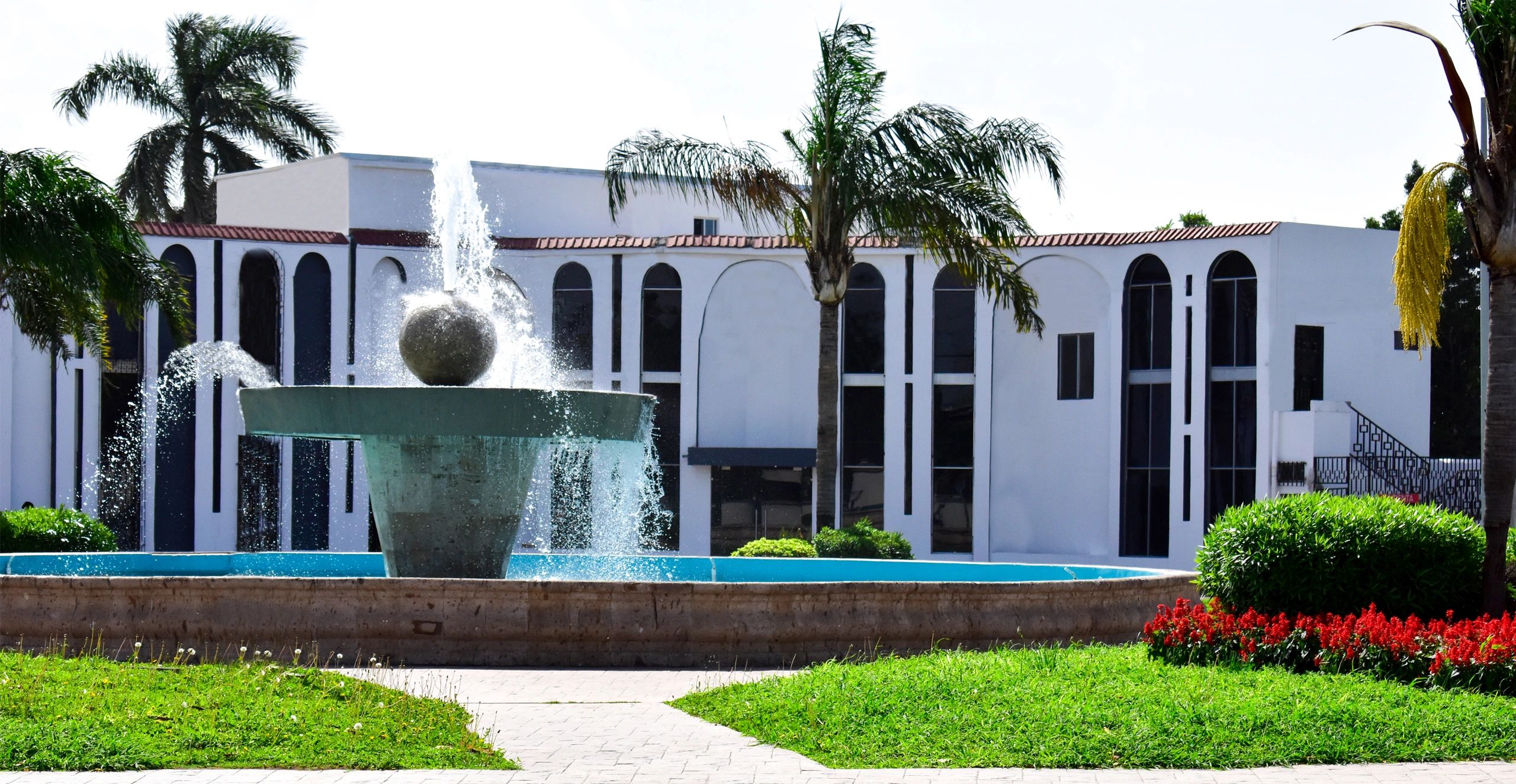 Edificio Anáhuac Business Center - Renta de Oficinas Equipadas. Oficinas Virtuales. Salas de Juntas.