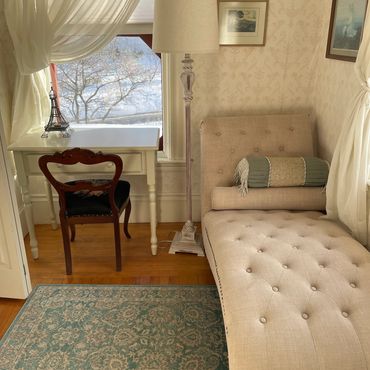 The Guilford Bed & Breakfast - Isabelle Room