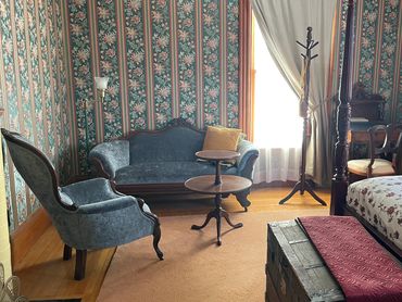 The Guilford Bed & Breakfast - Cummings Room