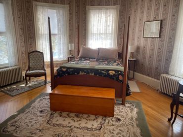 The Guilford Bed & Breakfast - Rose Room