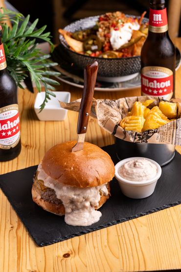 Hamburguesa 11
RESTAURANTE 11
El Álamo / Madrid