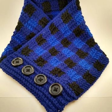 Blue Buffalo Plaid Cowl
