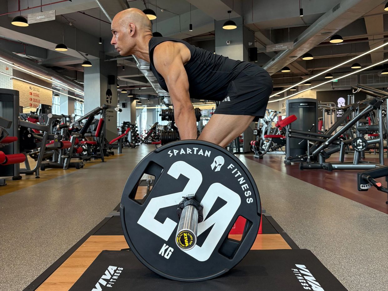 Manish Yadav is doing Deadlift exercise.