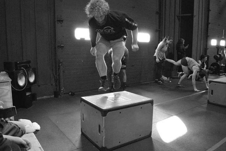 roobox box jumps crossfit fitness workout