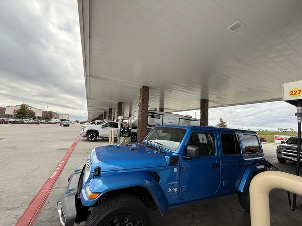 Gasing up at Bucees!