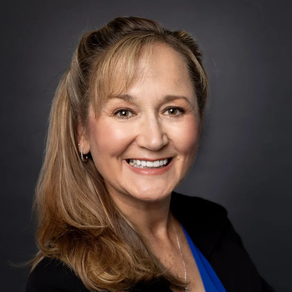 Iwona Snyder, Realtor with Sierra Vista Realty in Sierra Vista, Arizona