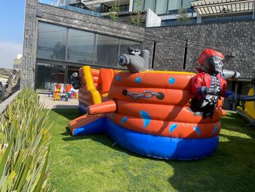 inflable barco pirata