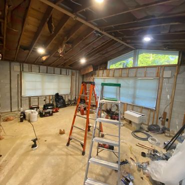 Construction lighting setup.