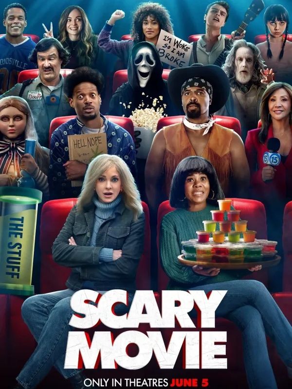 Ensemble cast in a theater setting for the horror-comedy film Scary Movie.