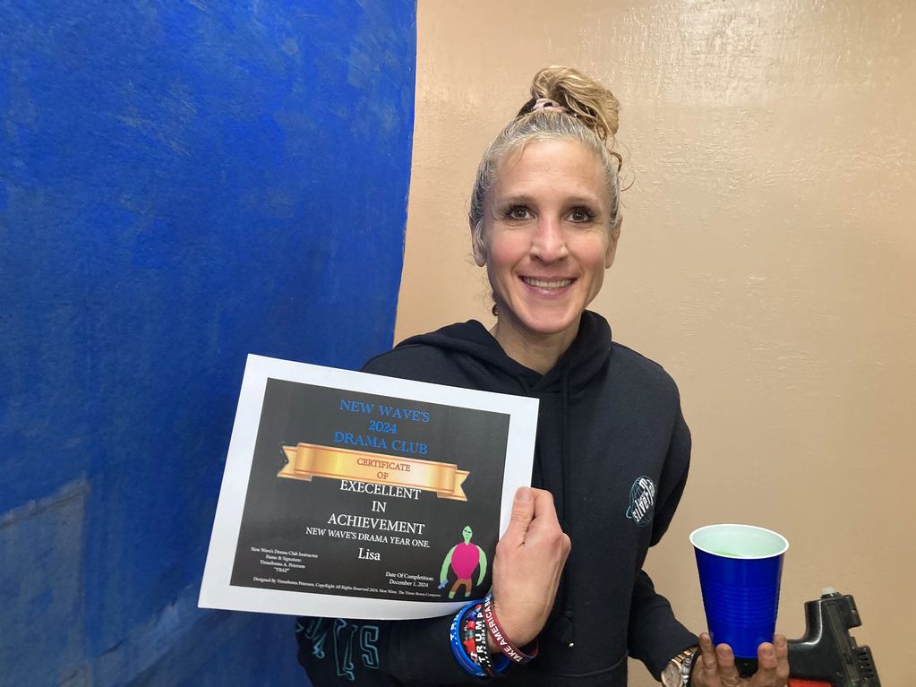 Lisa 
Actors & Student
New Wave Drama Company