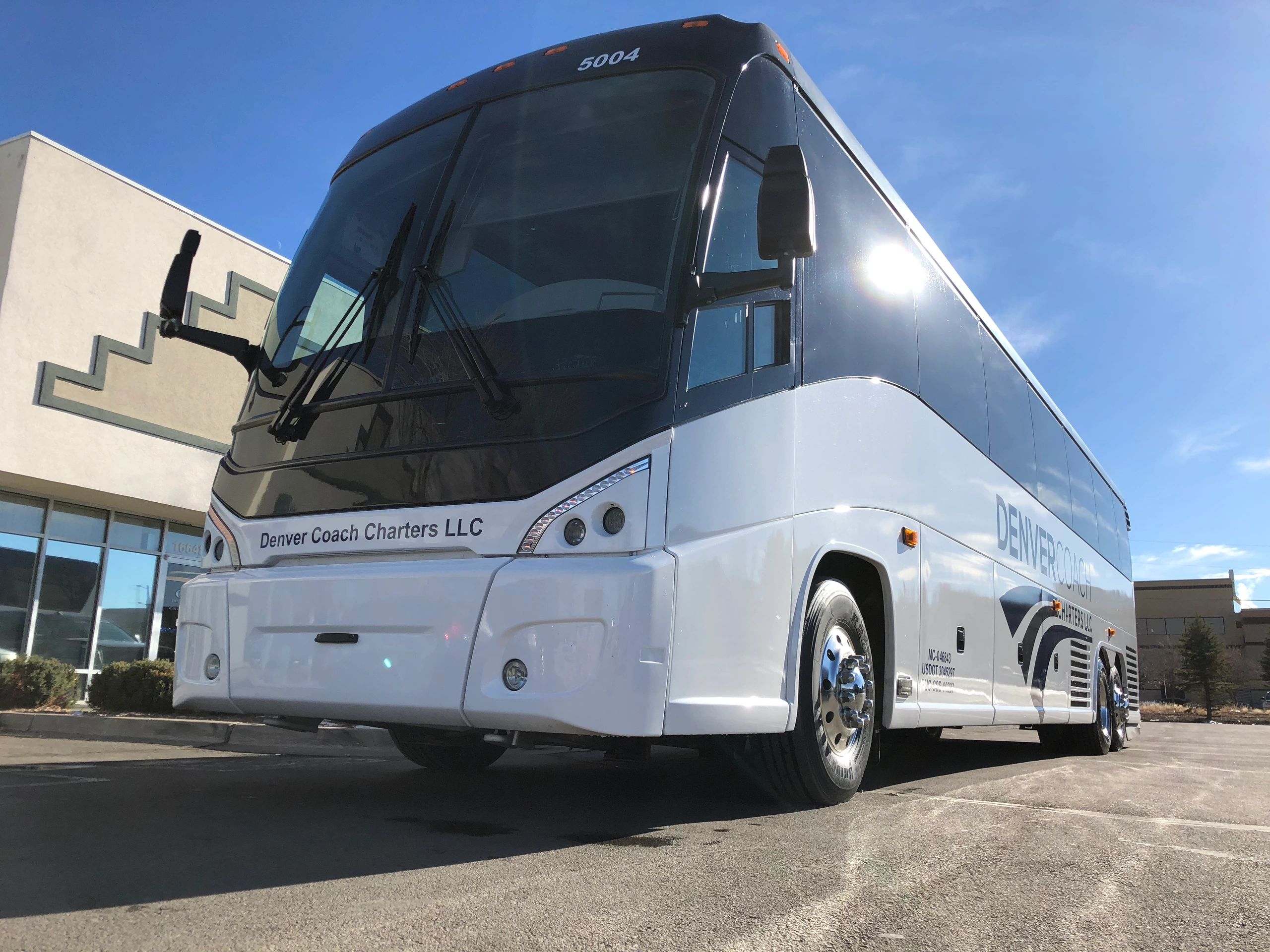 Motor Coach Buses in Denver Colorado Motor Coach Charter Bus Shuttle
