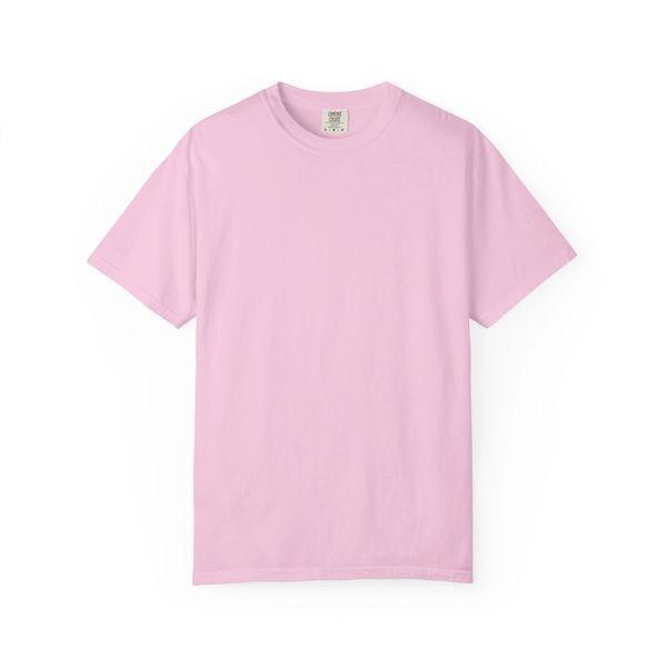 Plain light pink T-shirt with a classic crew neck and short sleeves.