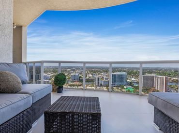 Fort Lauderdale condo with Direct Ocean & City Views