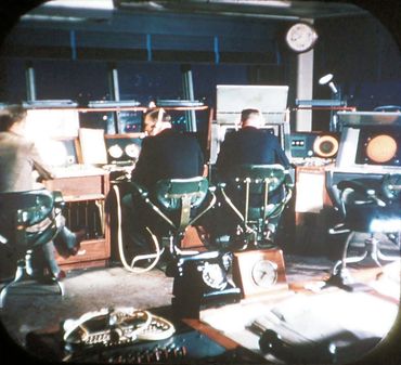 6 Radar is used to supervise aircraft in London area